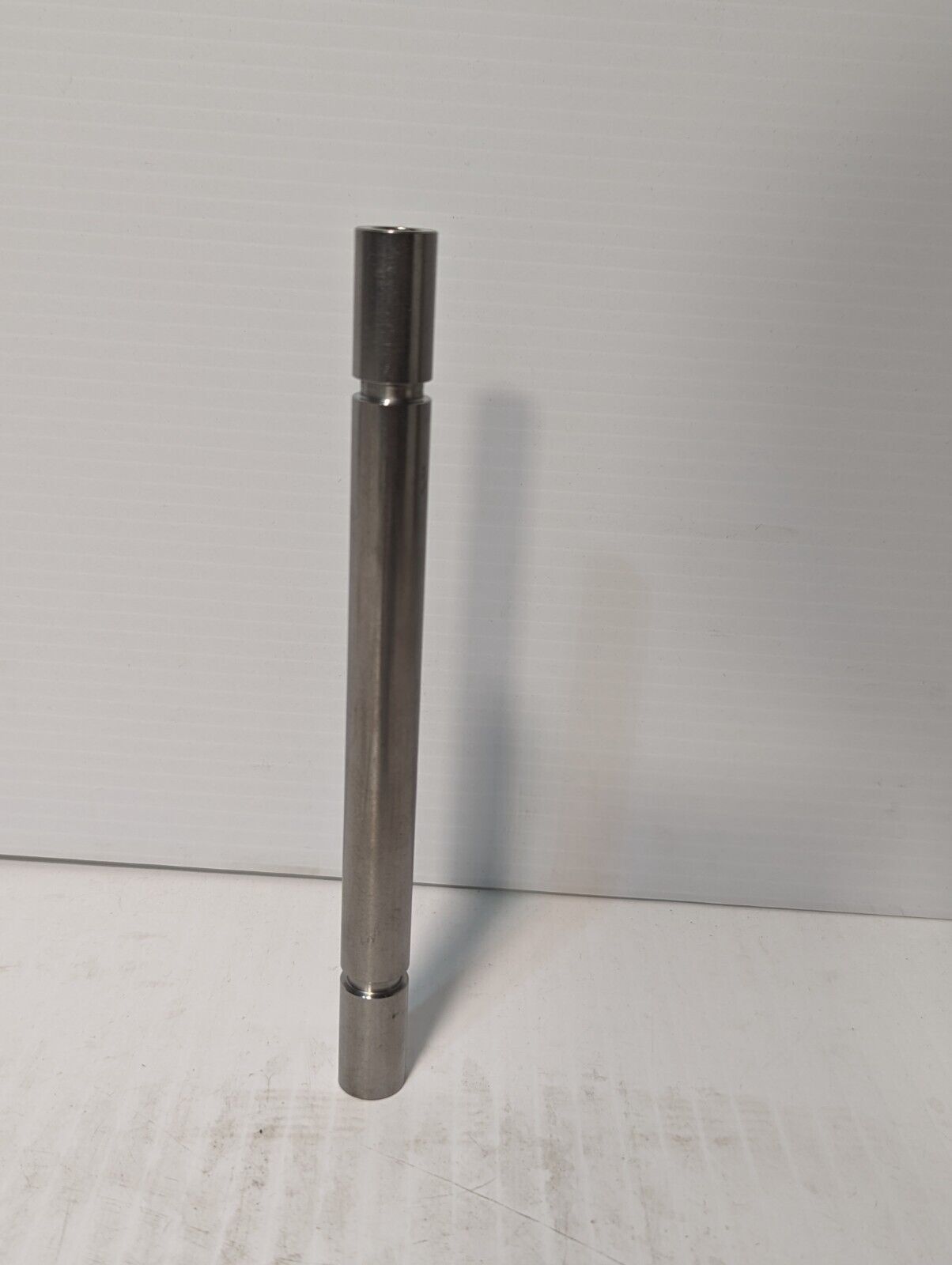 3040-11-000-3117 172K037H01 Front Idler Shaft - Free Shipping