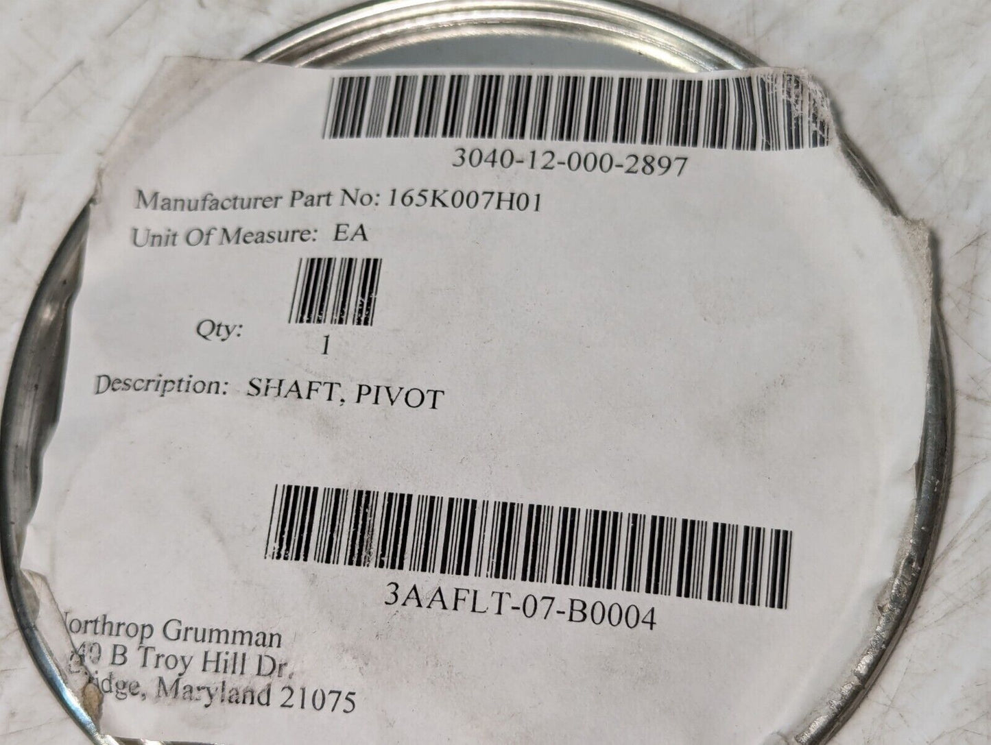 3040-12-000-2897 165K007H01 Pivot Shaft Assembly