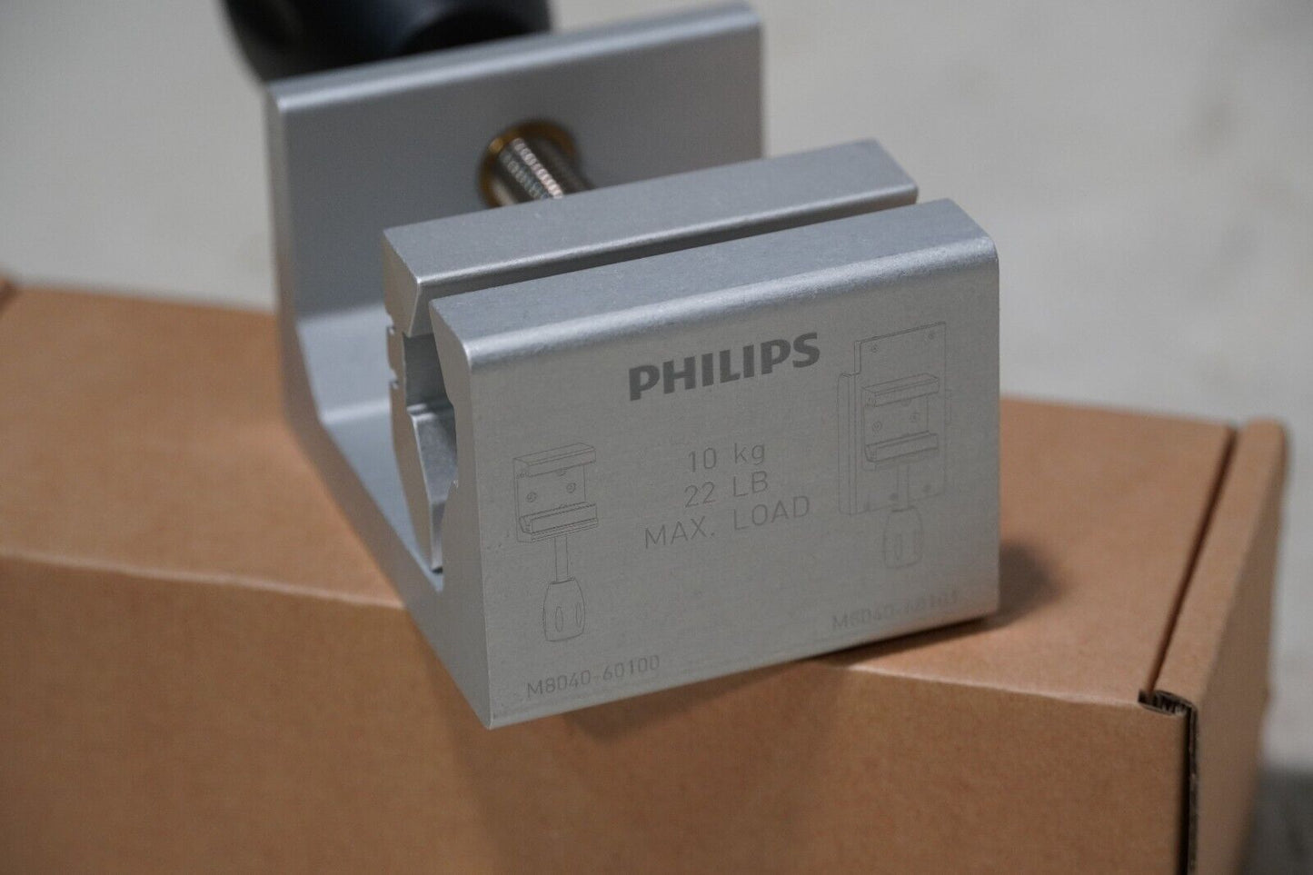 Philips M8040-60100 Universal Mounting Clamp for IntelliVue modules FMS-8