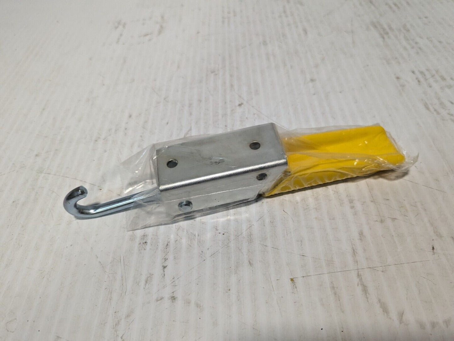 Southco A1-11-902-20 Adjustable Over-Center Draw Latch Heavy-Duty Size, Steel