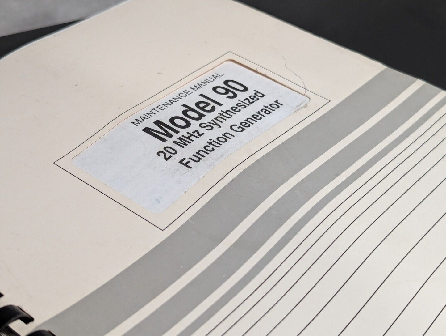 Wavetek 90 20-MHz synthesized function generator with manual as pictured