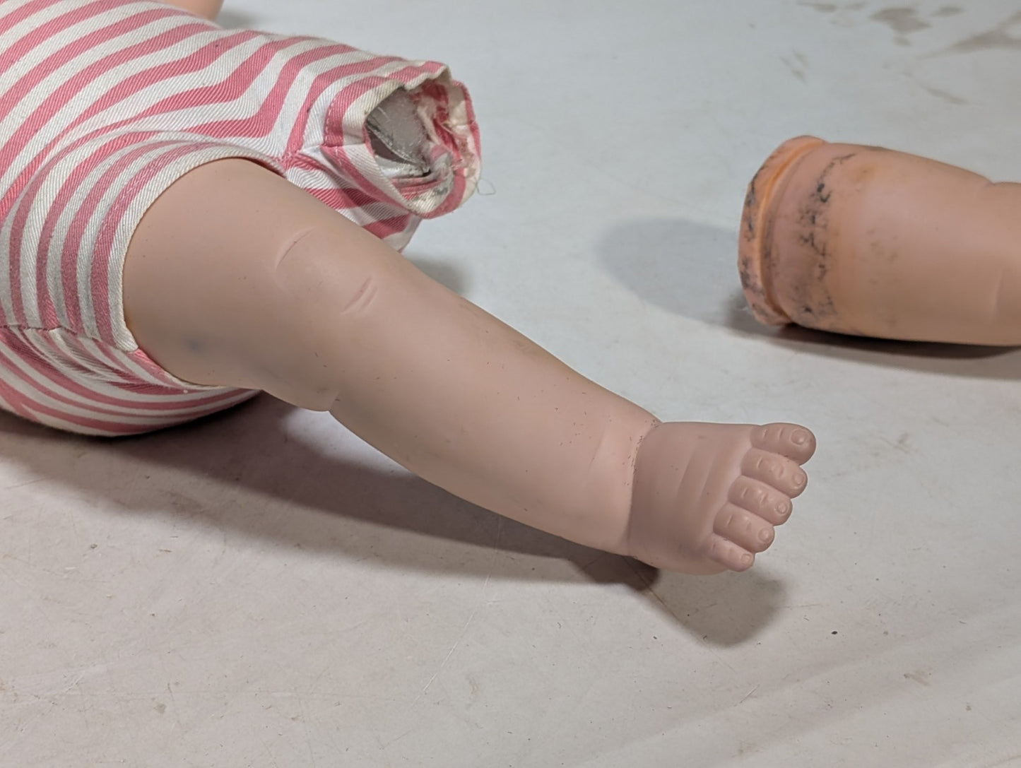 (1) Laerdal Baby Anne CPR Infant Pediatric Training Manikin, Dismembered Leg
