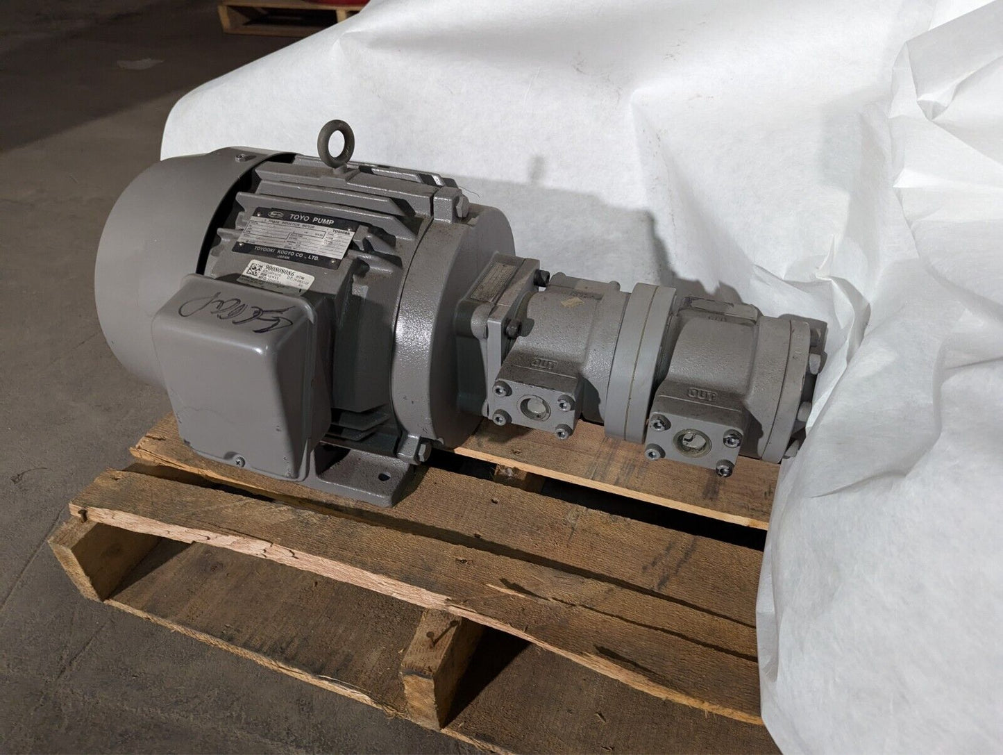 Toyo HBPV-8E6L-FCC1-14-32R-AG Pump (Toshiba IKK FCKL8) Toyooki Kogyo FOR PARTS