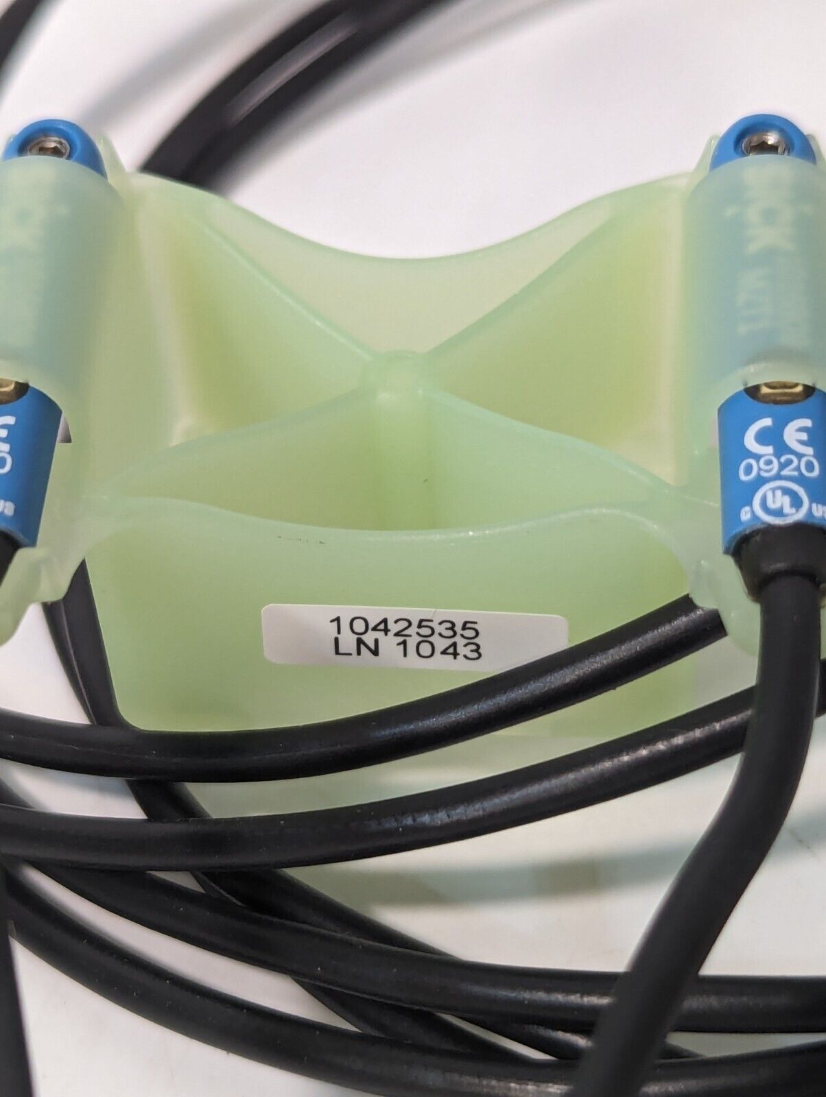 Sick MZT1-03VPS-KWO A01 Up Down Double Sensor Assembly, 162K768H01 - Free Ship