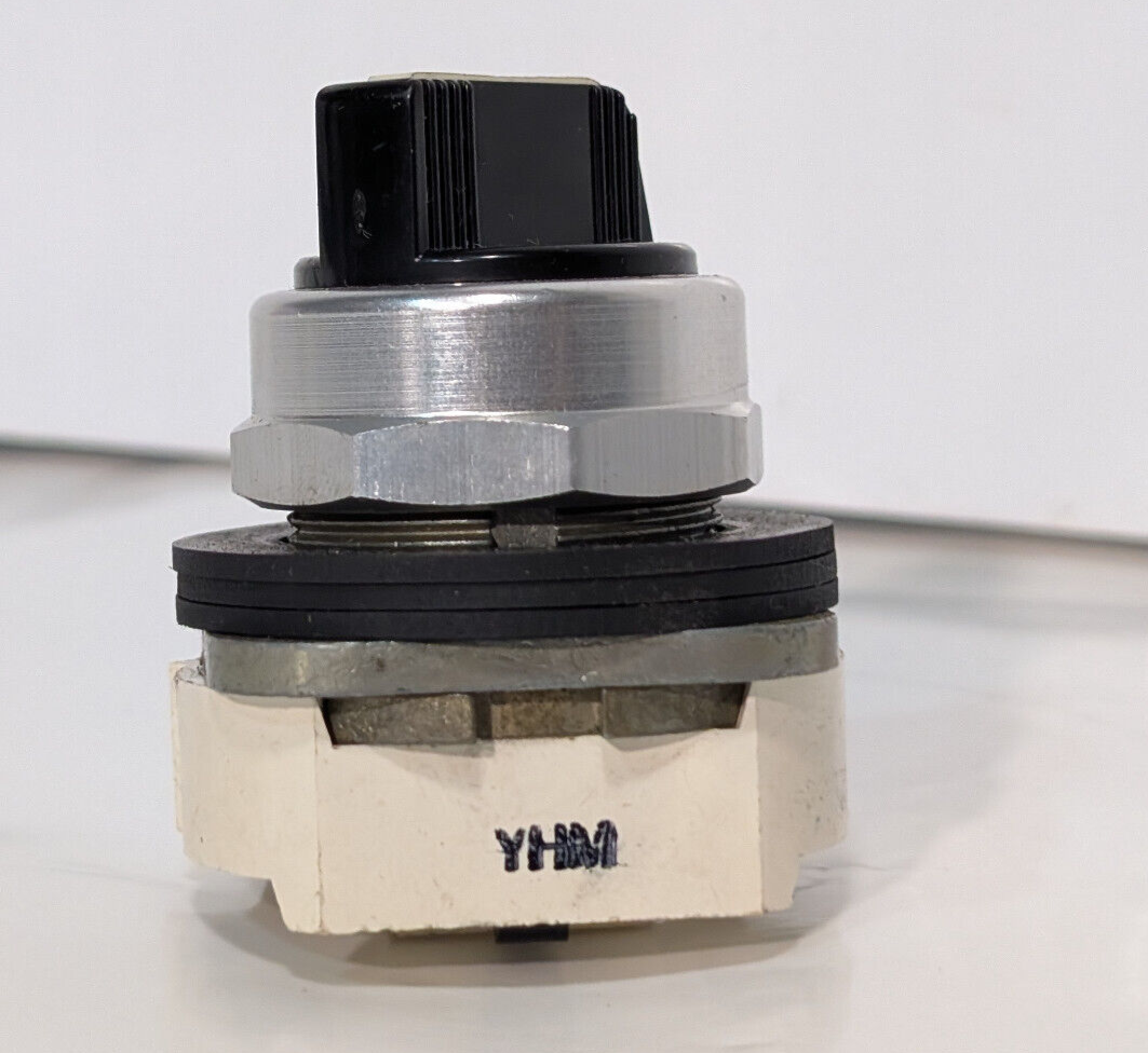Allen Bradley 800T-J5KE7, Series N, Rotary Selector Switch, White Actuator