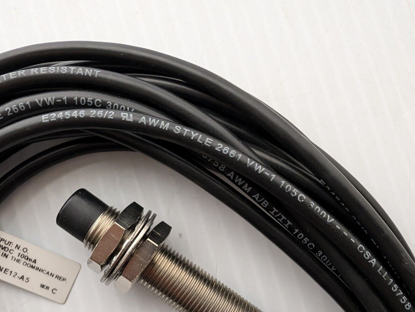 Allen Bradley 872C-D4NE12-A5 Proximity Sensor, 5M Cable, 12mm Barrel - Free Ship
