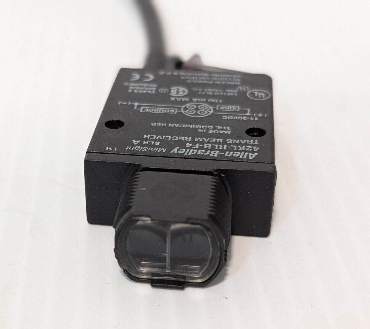 Allen Bradley 42KL-RLB-F4 MiniSight Photo Switch, Ser. A, 11-30VDC,Free Shipping