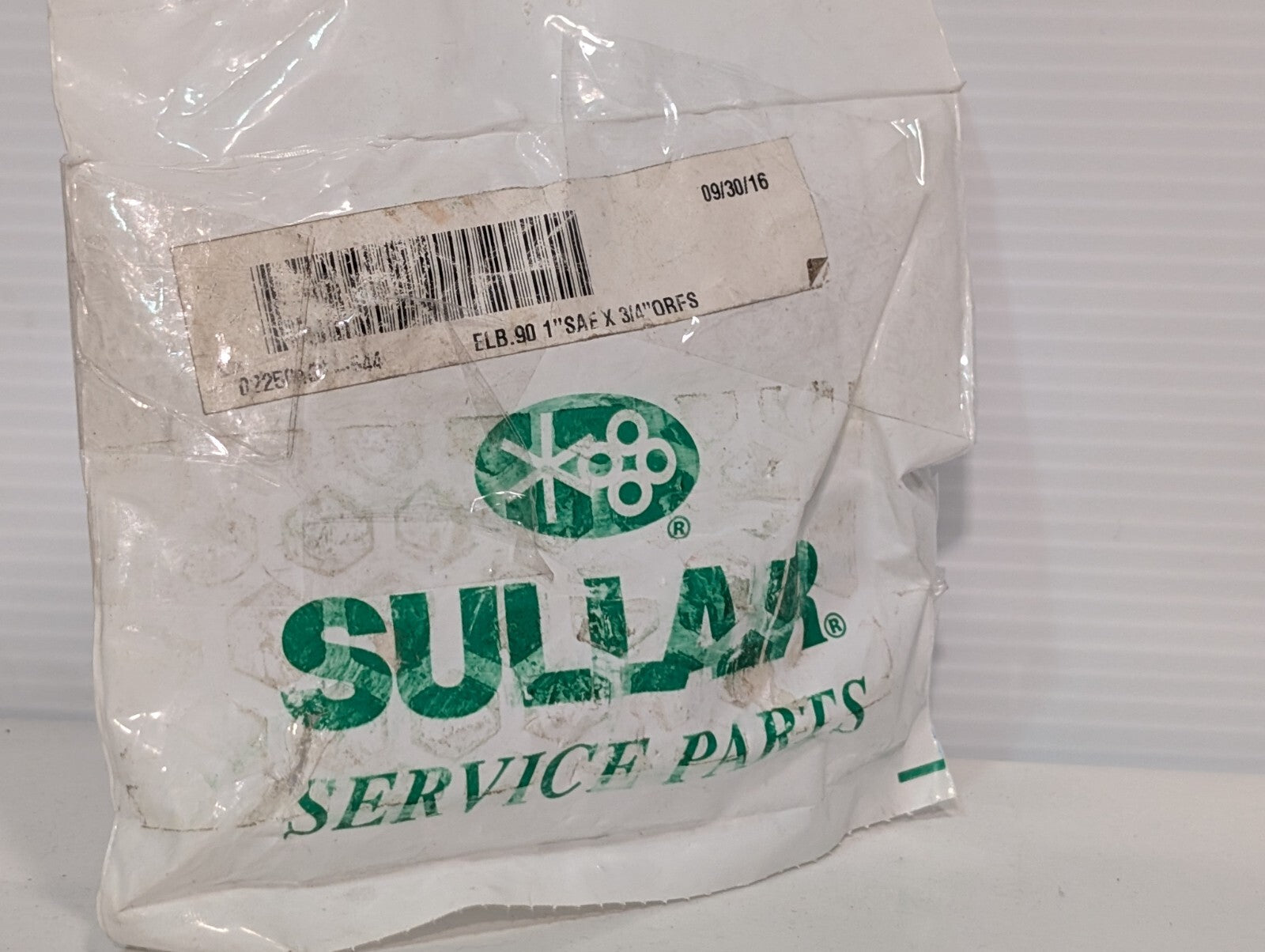 Sullair 02250152-544 Elbow Connector 90°, 1" SAE x 3/4" ORFS Compressor Part
