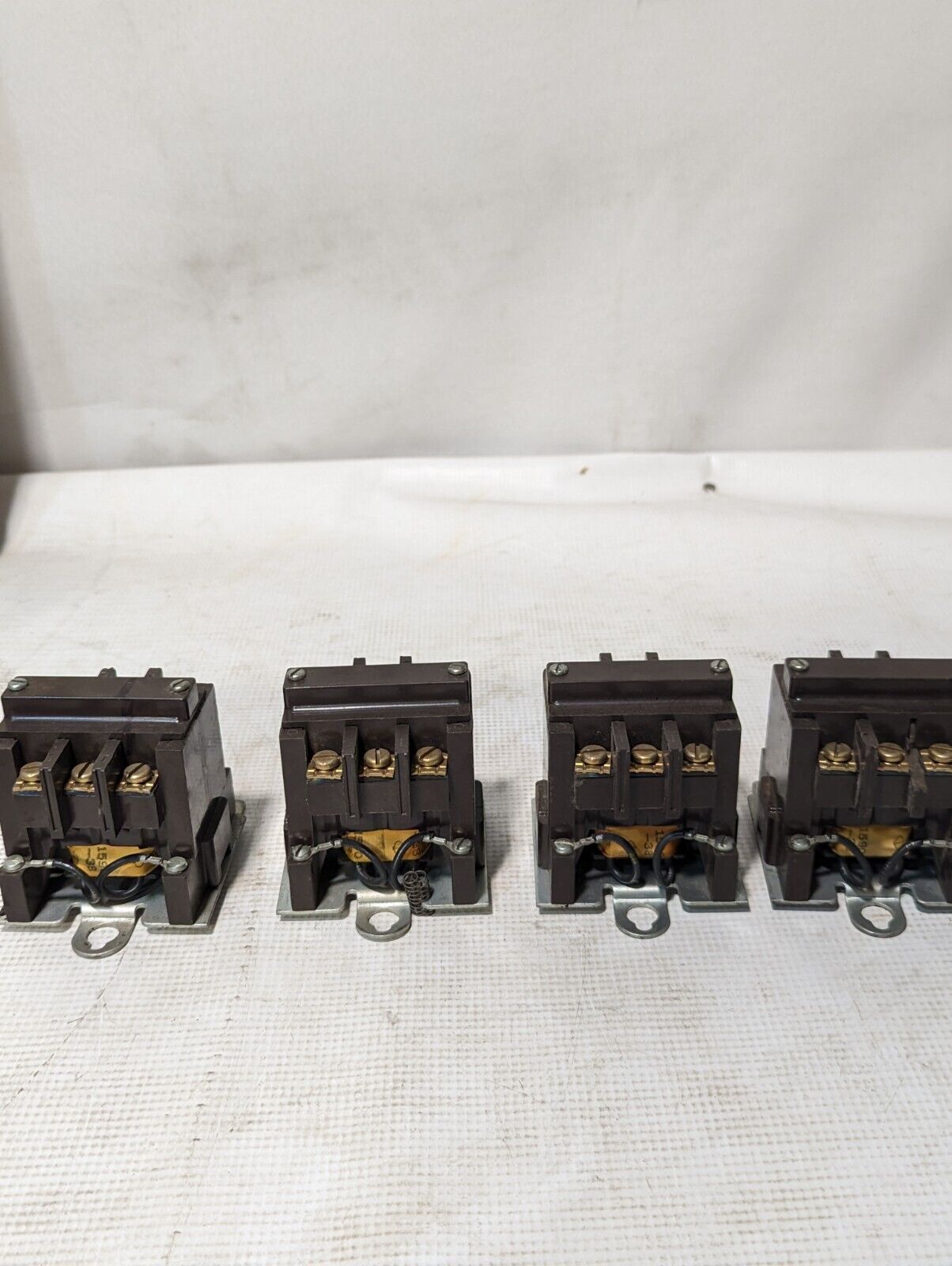 Cutler Hammer 9560H1409B Contactor 6-311-15, 40A, 600VAC