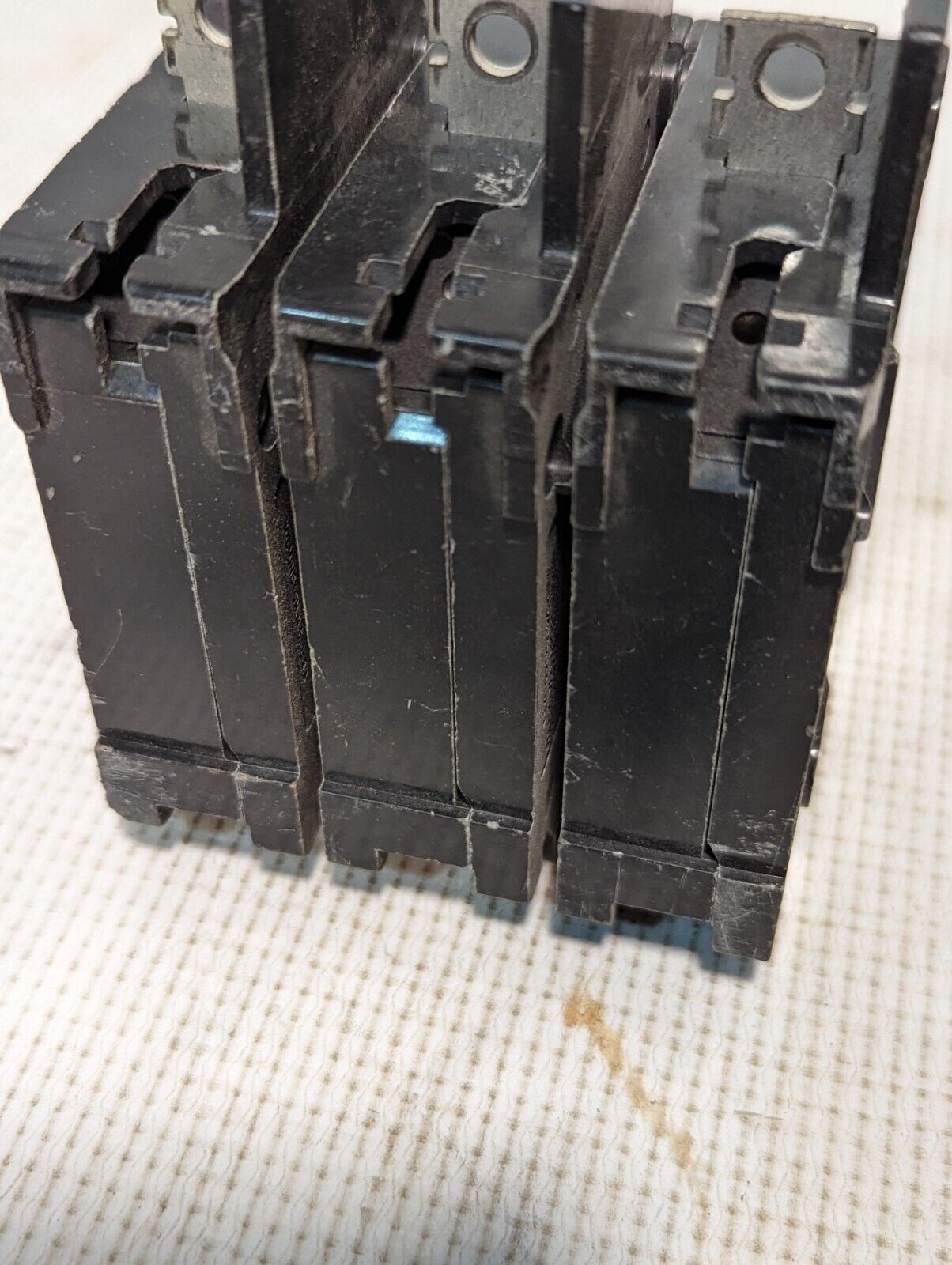 ITE BQ3B030 Circuit Breaker, 30A, 240VAC, 3-Pole - Free Shipping