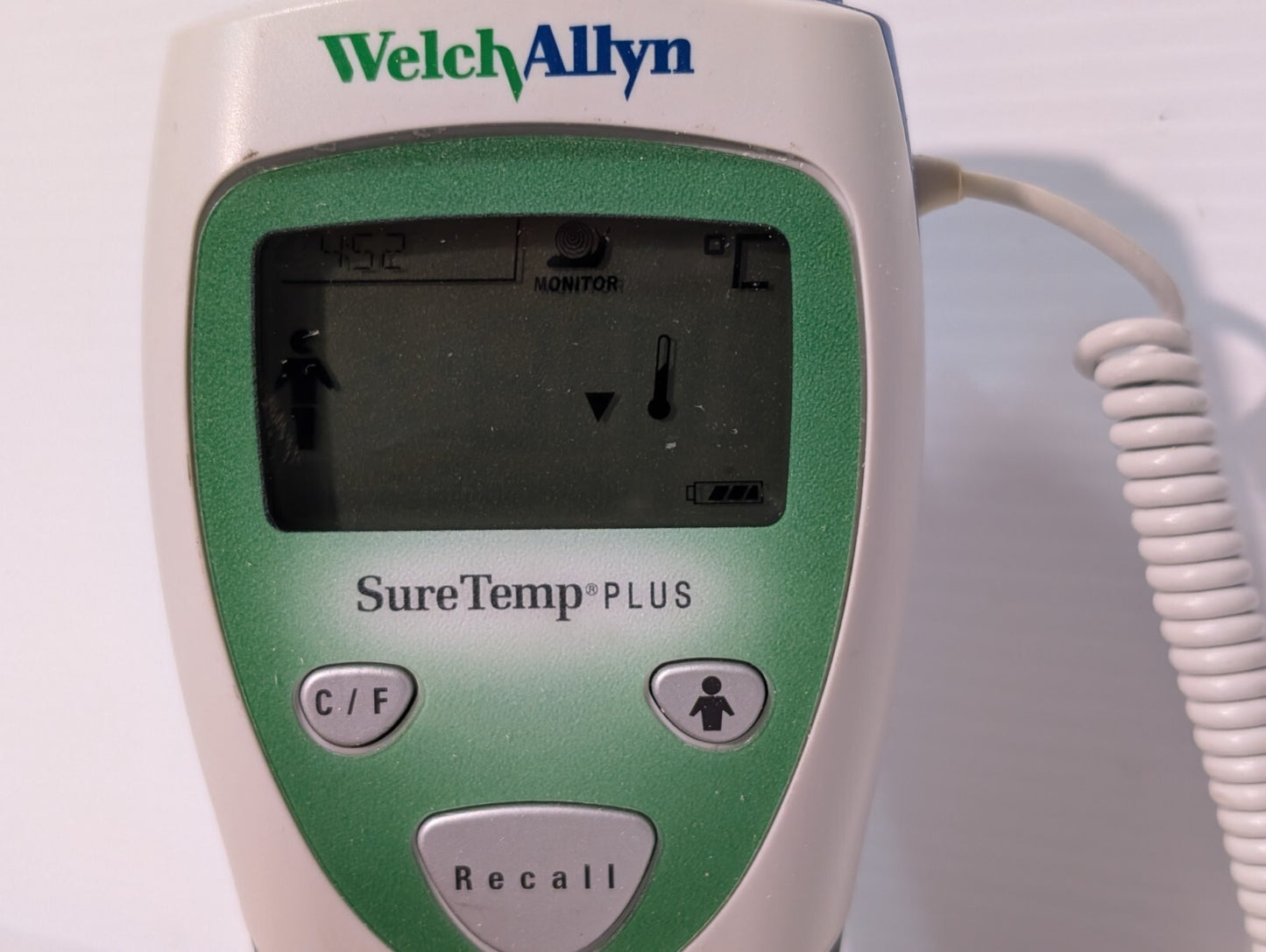 Welch Allyn Digital Thermometer SureTemp Plus 690 with Probe + Probe Covers