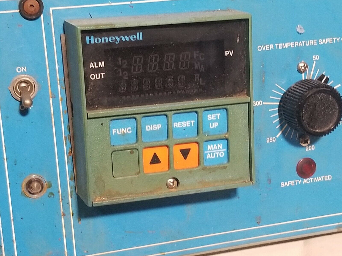 Tenney Environmental Test Chamber, benchtop, 30-330 deg C, vacuum chamber