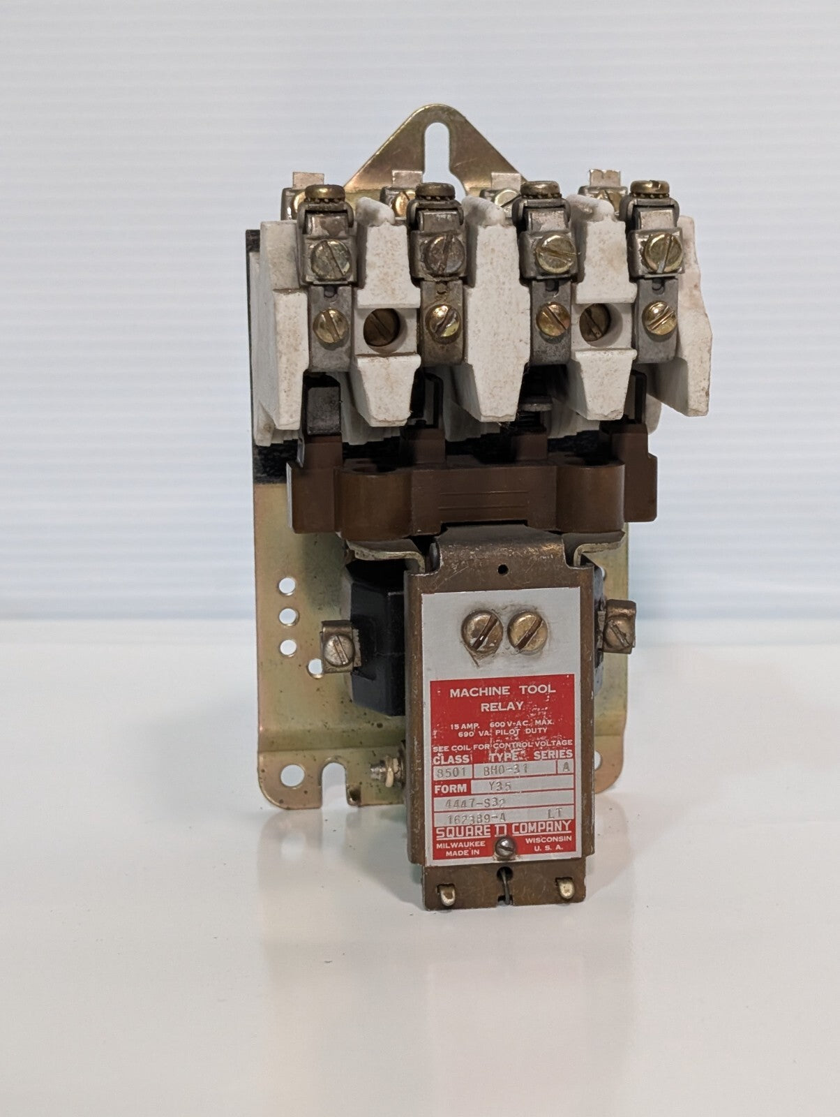 Square D 8501BH031 Machine Tool Relay, Series A, 600vac Max, 15A, Form Y35
