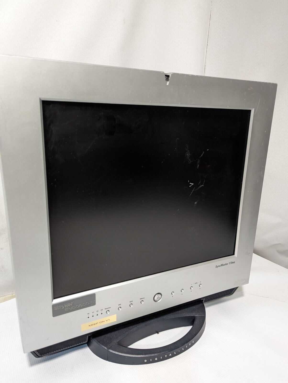 Stryker Endoscopy SyncMaster 170MB 17" Flat Panel Monitor w/Mount, 240-030-710
