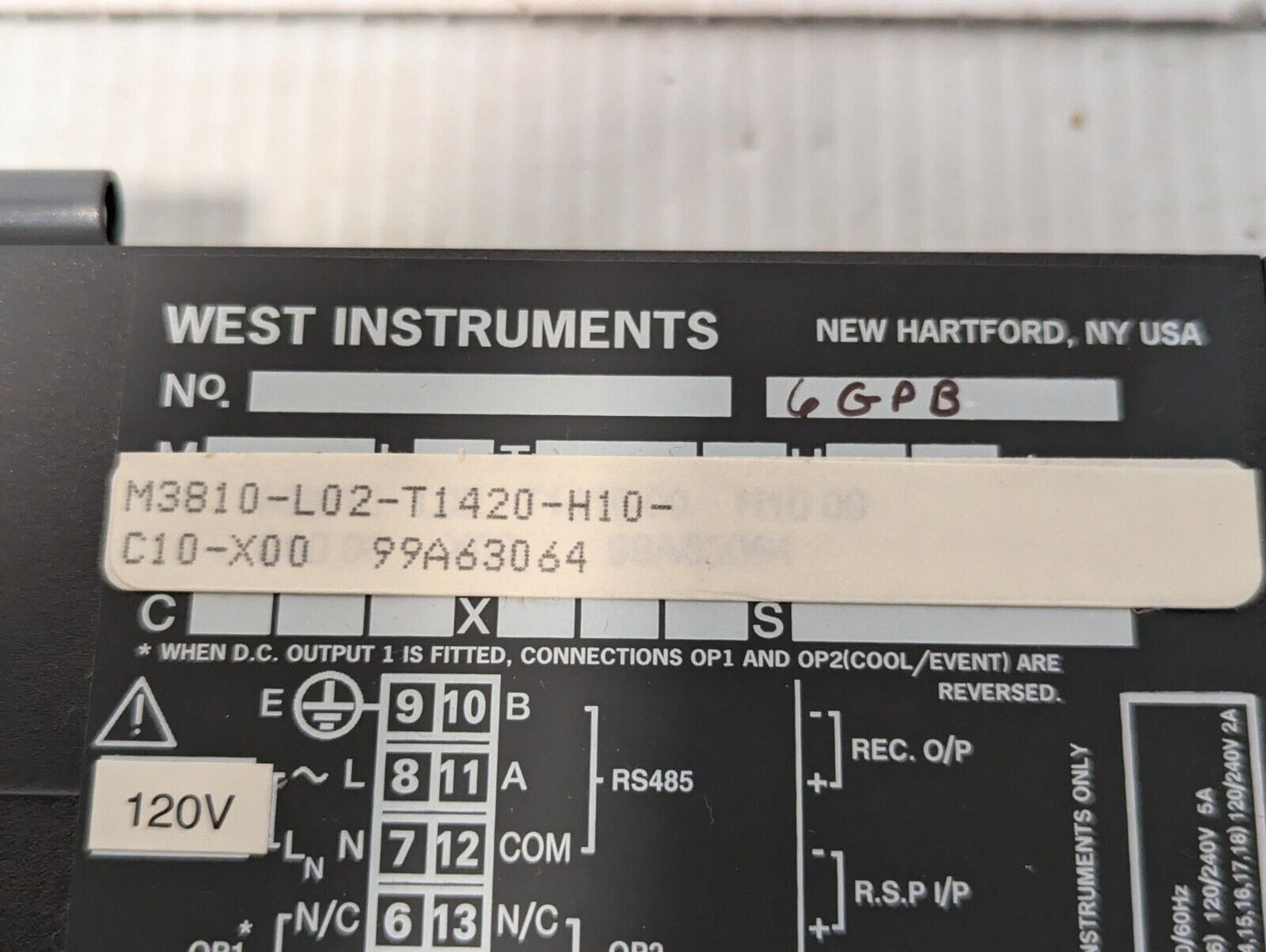 West Instruments M3810 L02 T1418 00 H10 Temperature Controller - Free Shipping