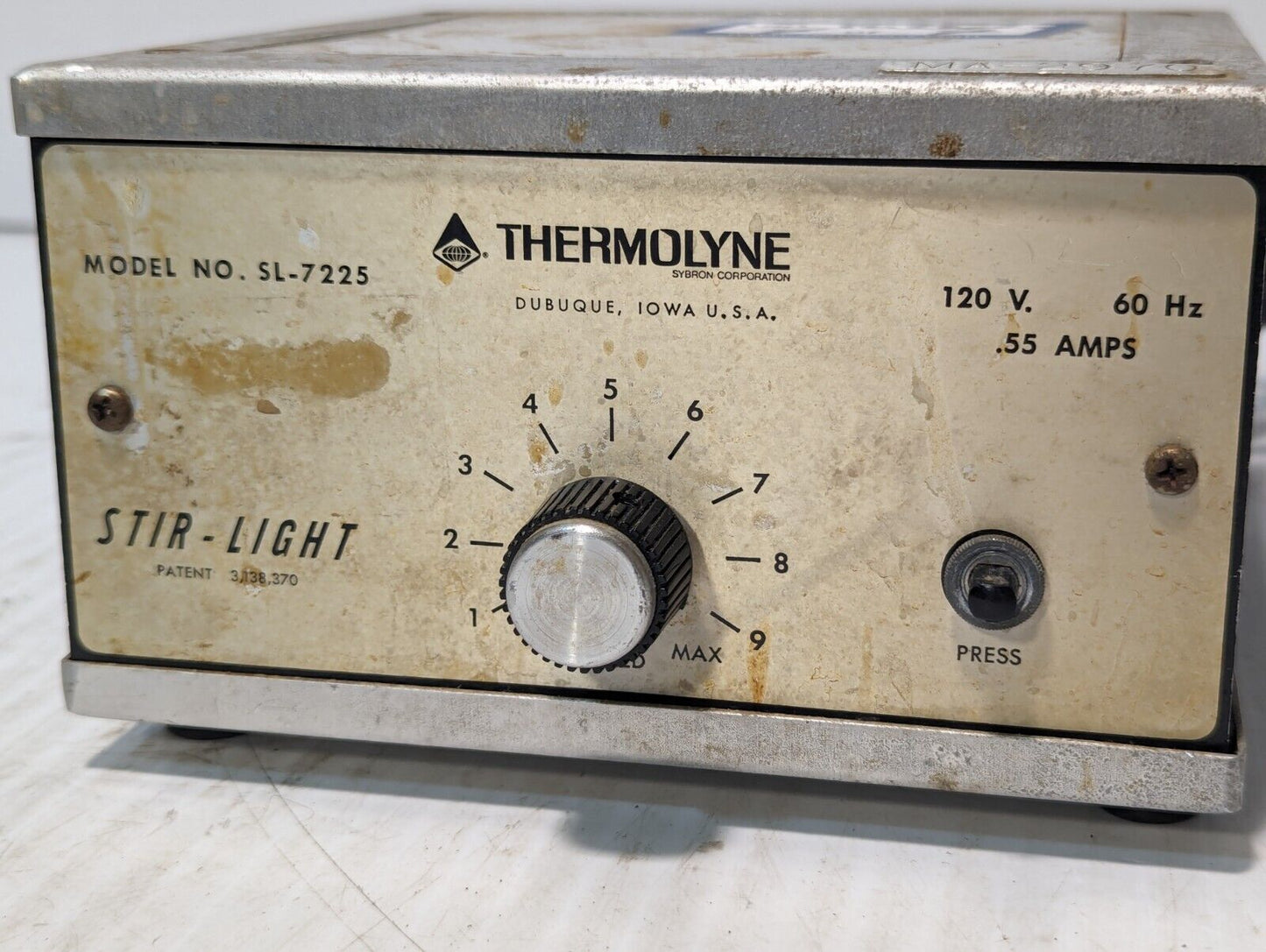 Thermolyne SL-7225 Stir-Light Adjustable Speed Magnetic Stirrer 120vac,  0.55A