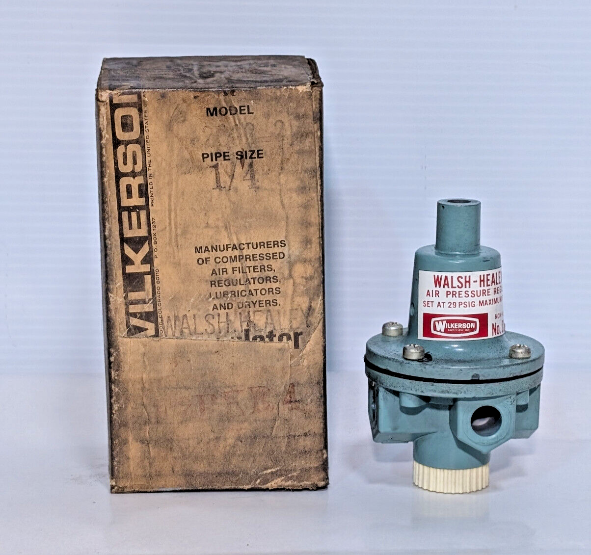 Wilkerson D2002-2 Air Pressure Regulator, Pipe Size 1/4