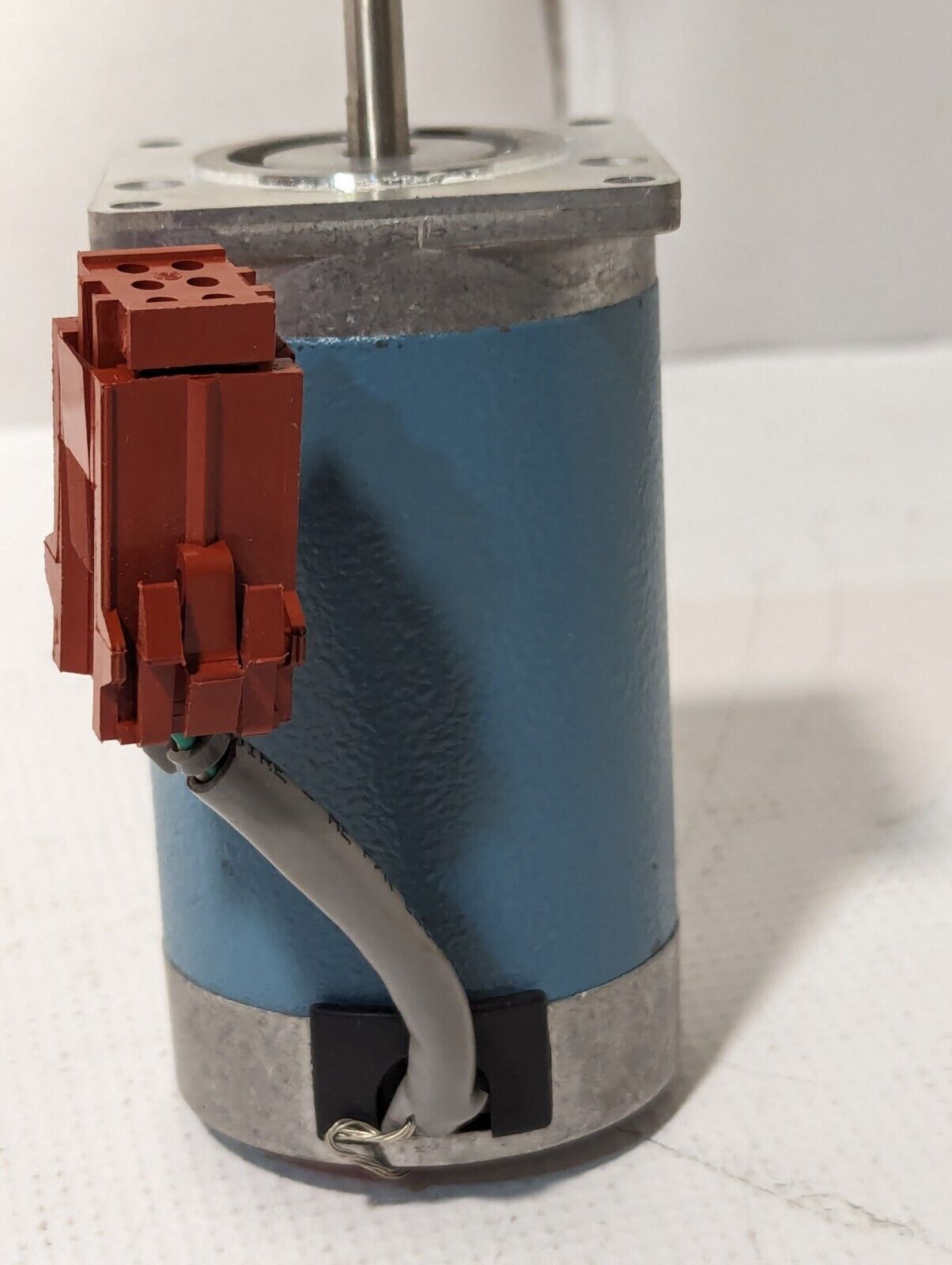 Superior M063-LF-502 Slo-Syn  Stepping Motor, 3.2vdc, 3.25A, 1/4" Shaft Dia.