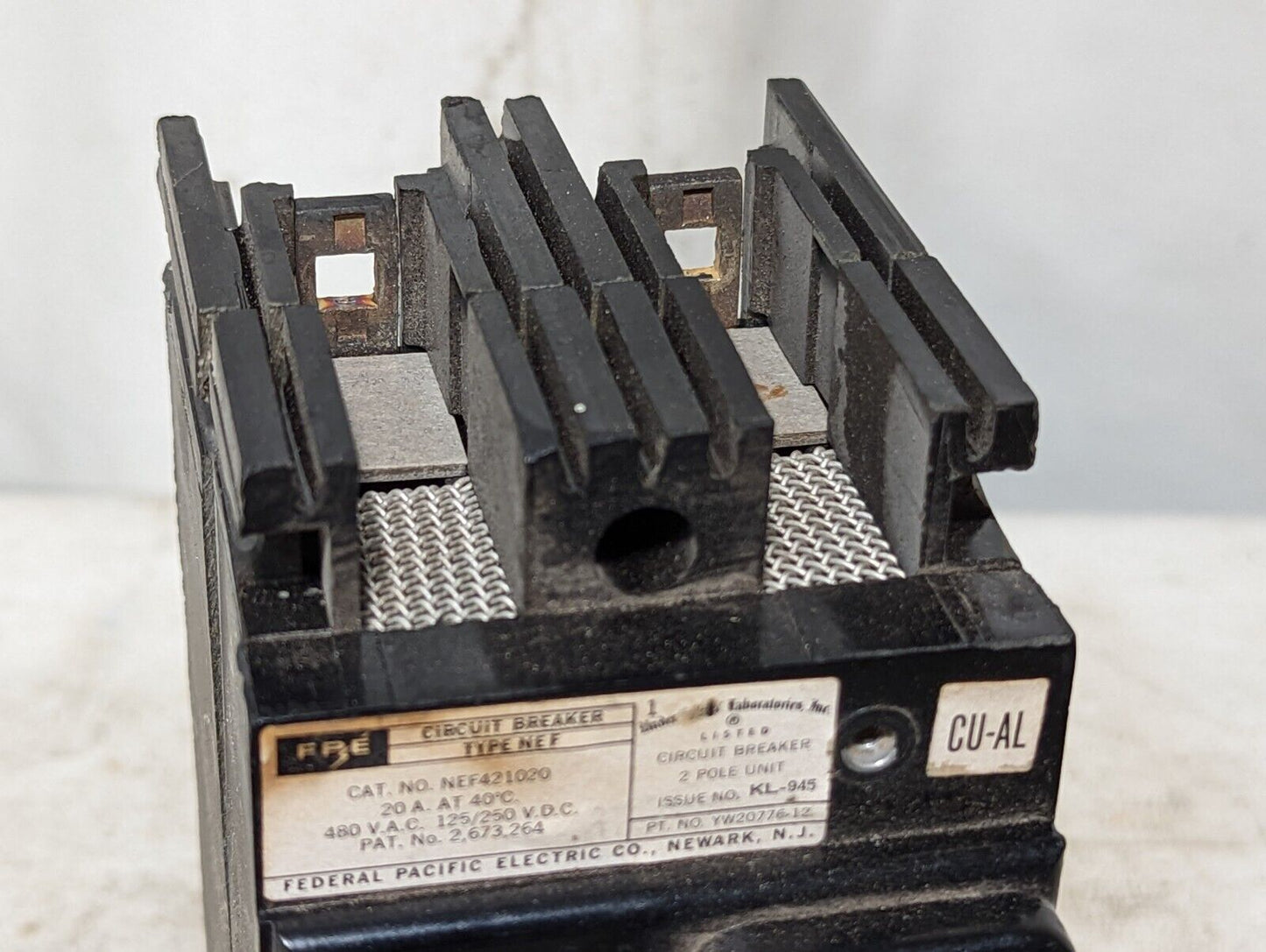 Lot of FPE NEF421015 and NEF421020 circuit breakers, 480VAC, 125/250VDC