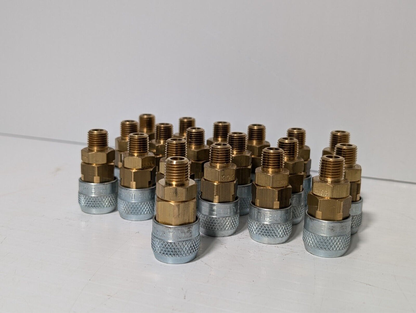 (19) ARO 210 Air Hose Fittings 1/4" NPT Automatic Coupler Quick Connect 210-3103