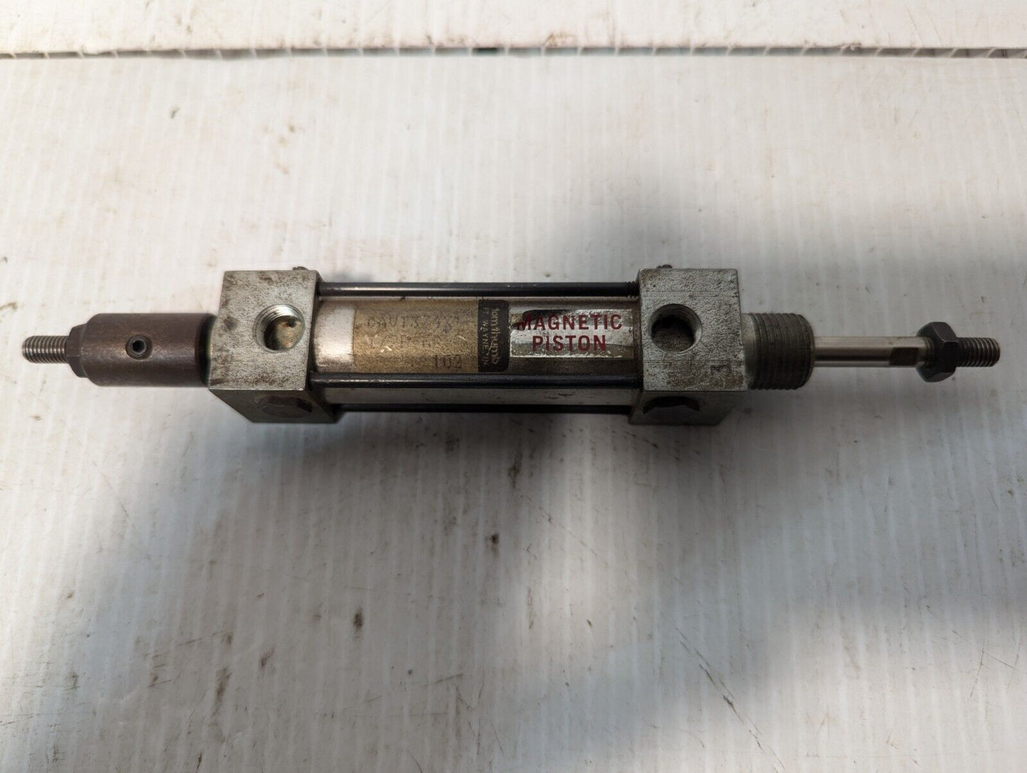 Tom Thumb DAVI 3/4 X 1-1/2 Magnetic Piston Air Cylinder -Free Shipping