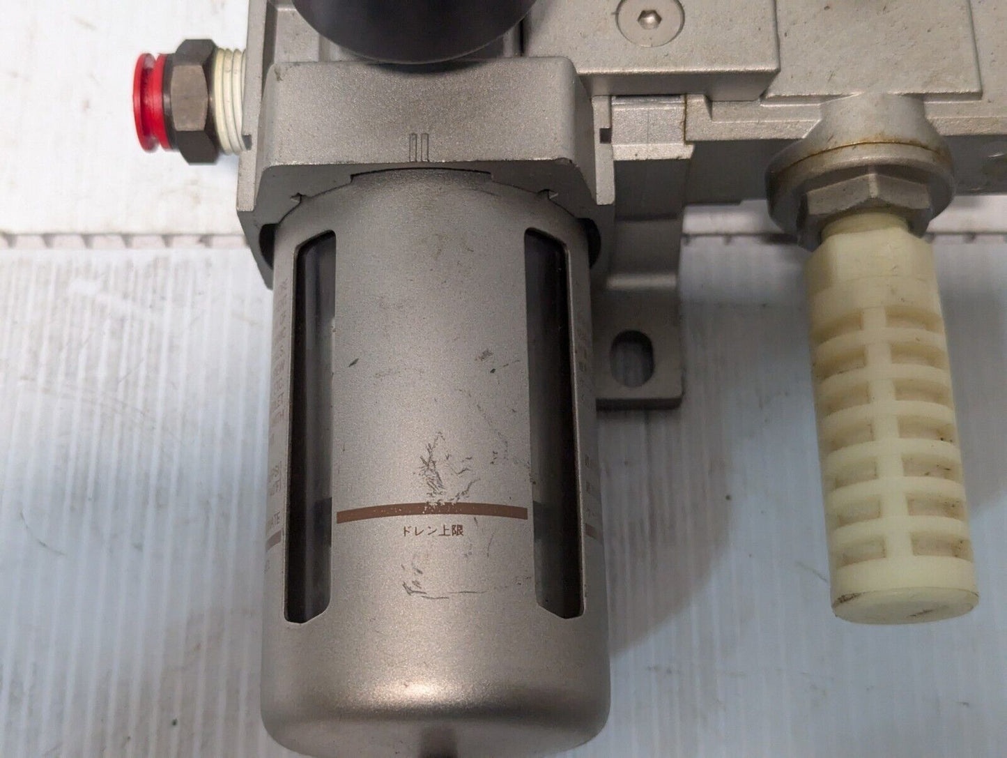 SMC Pneumatic- Regulator Assembly with NAW4000-N04 Regulator - Free Shipping