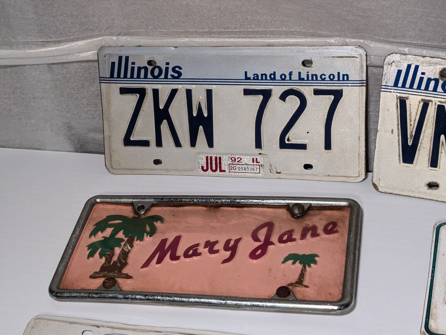 14 1980s Illinois License Plates (1 Florida Pinellas County), Mostly M #'s
