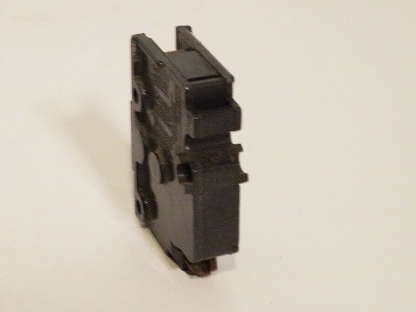 Federal Electric NA115, 15 amp, 120/240VAC, 1 pole circuit breaker