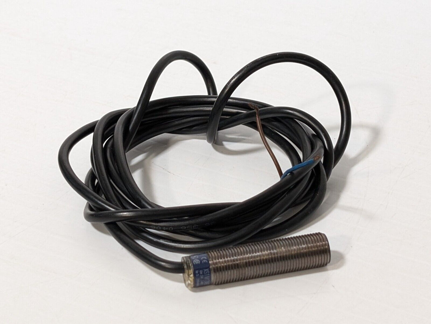 Telemecanique Xs1M12Mb230 Proximity Switch 240Vac 200Ma 240Vac 300Ma