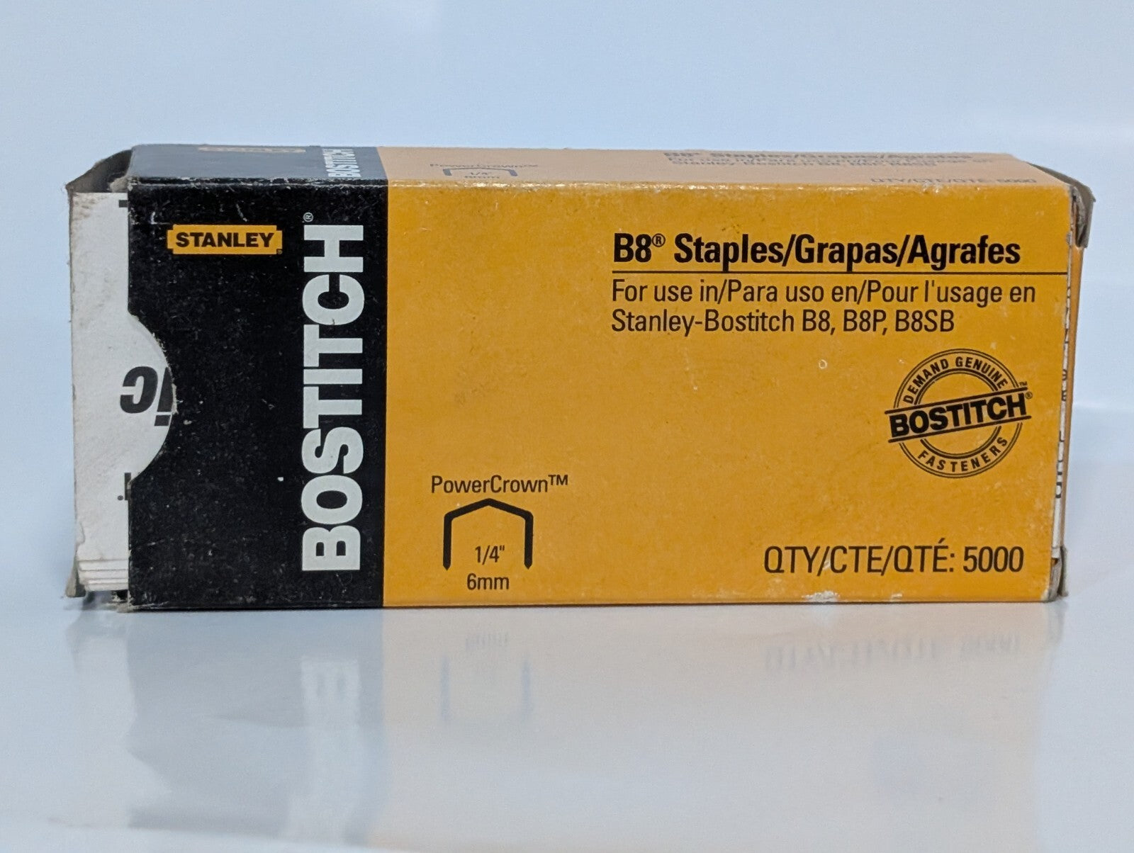 Staples Staplers Removers and Standard Staples, see photos