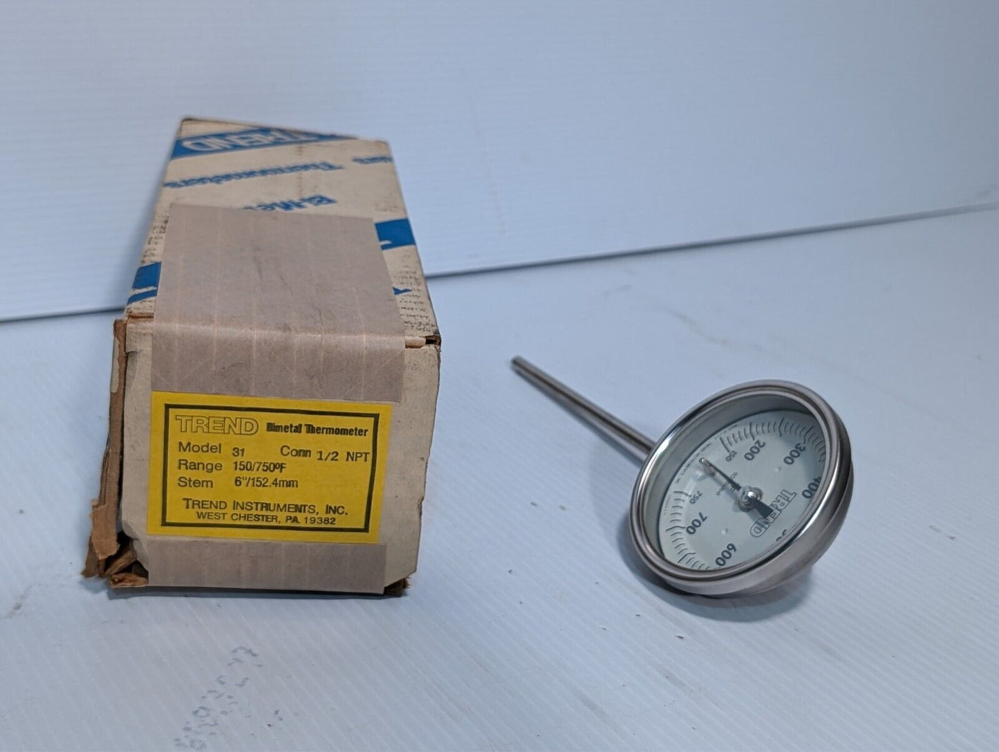 Trend 31 bimetal thermometer, 150-750 deg F, 6 inch stem, 1/2 NPT conn