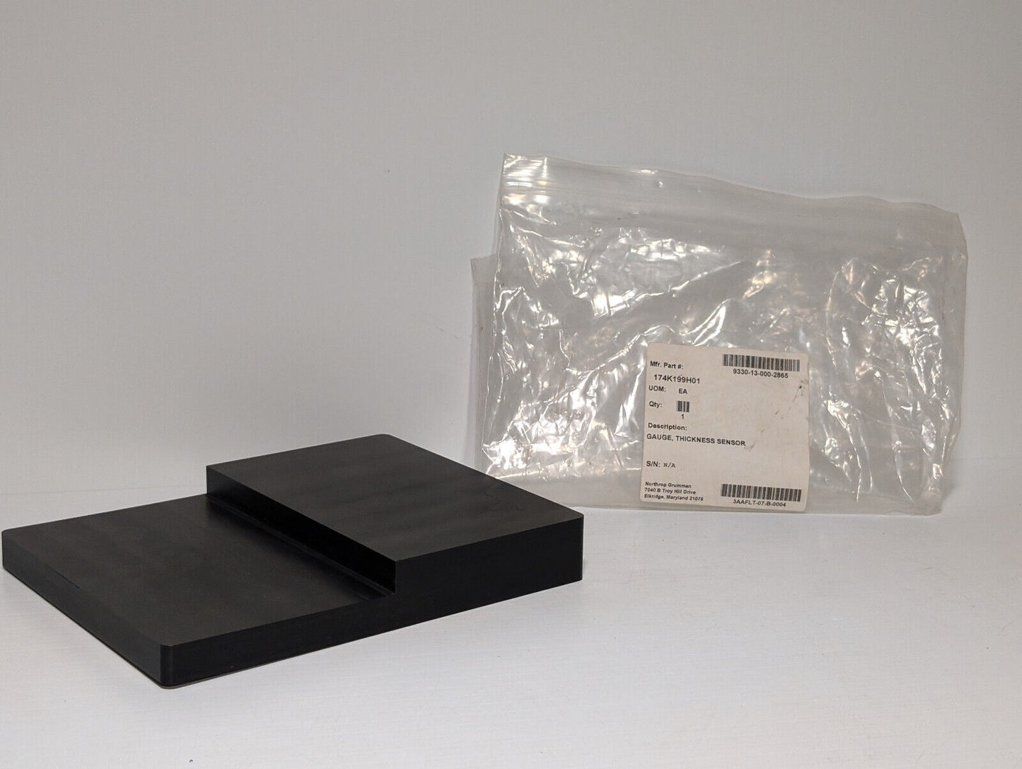 97942- 174K199H01 Gauge Thickness Sensor, Industrial Tool Measurement Device