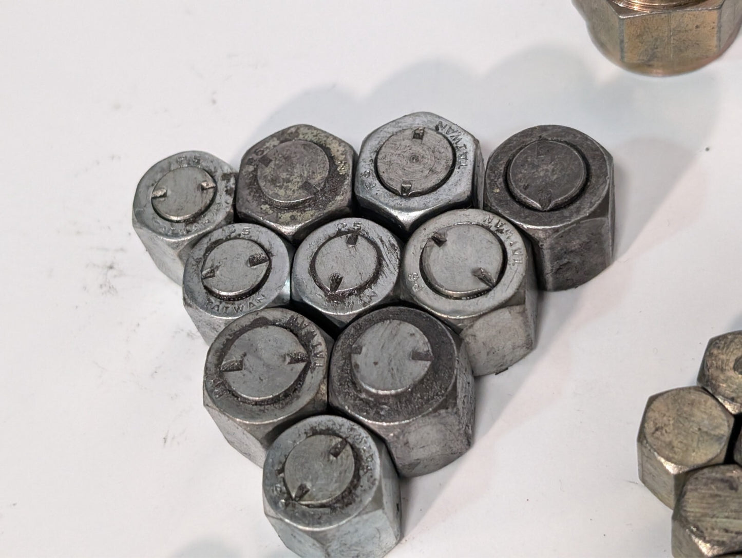 144 Assorted Adapters + Fittings, Hex Nut Lug Nut Bushing Pipe Threader