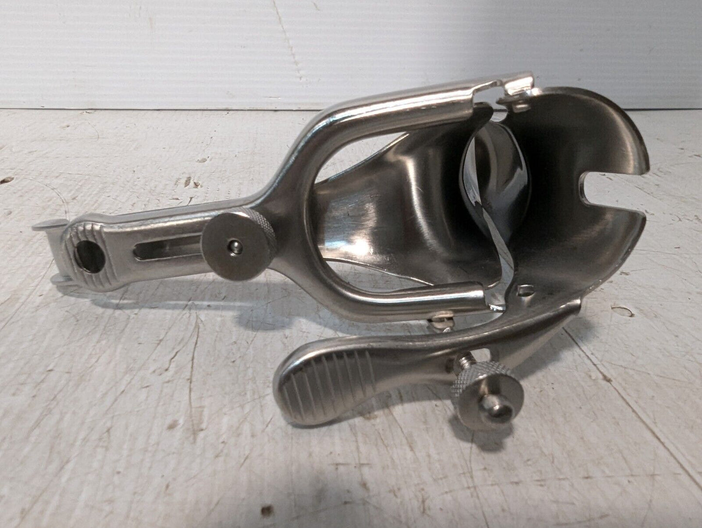 Lot of 11 Pilling 21-2002 Stainless JJ8 Vaginal Speculum Specula - Free Shipping