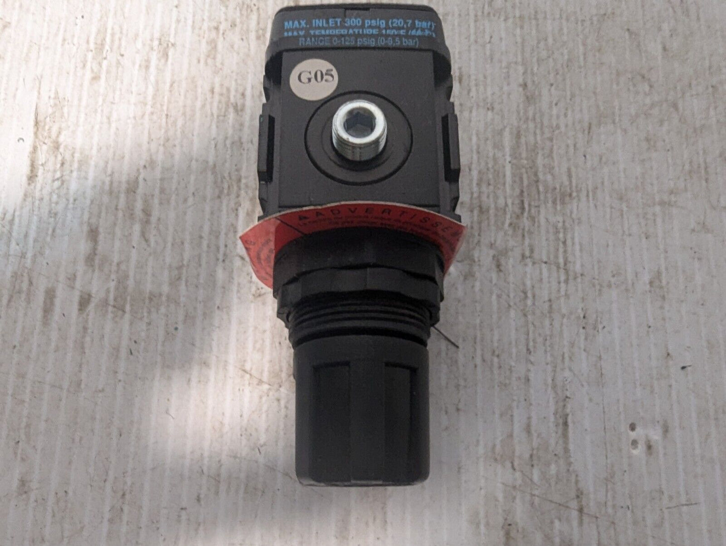 Wilkerson R08-01-f000 Regulator 0-125 PSIG R0801F000 Ro8+Returns