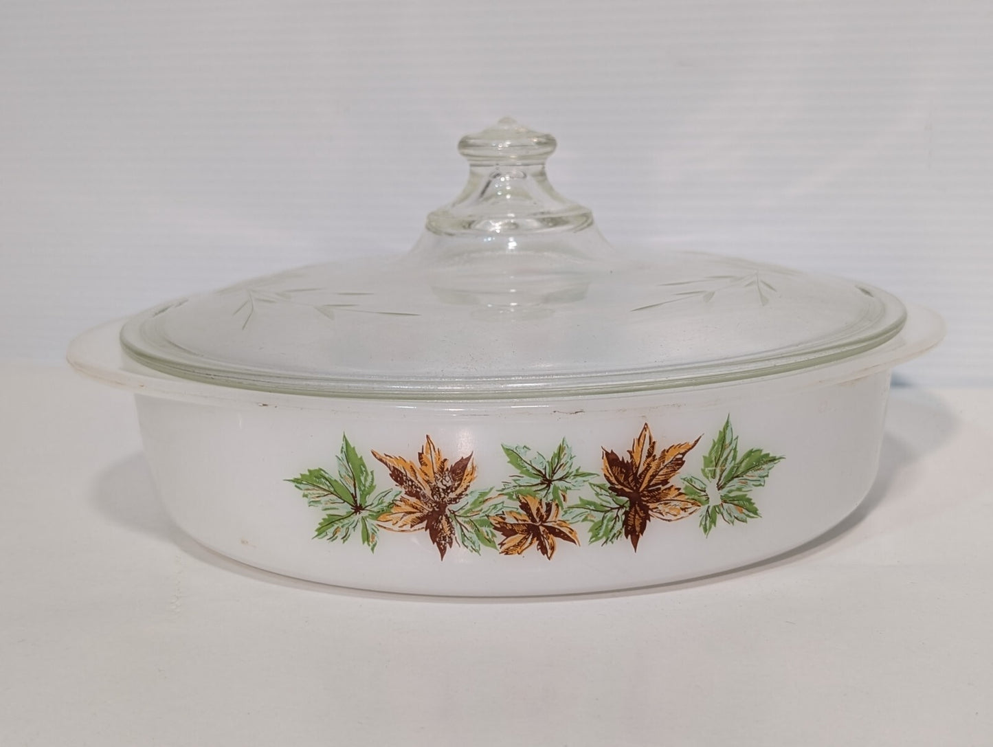 Vintage GlasBake J-2429 Round 8" Casserole Dish With Pyrex 624.C Glass Cover