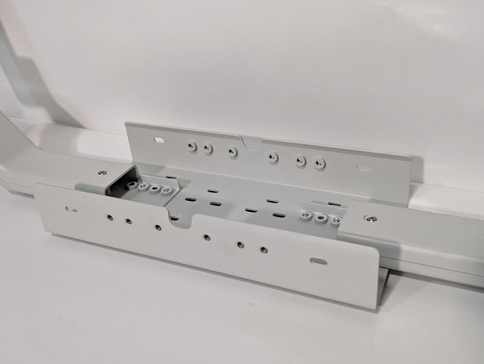 Stryker 0682-400-049 Universal Flat Panel Yoke Surgical Navigation System