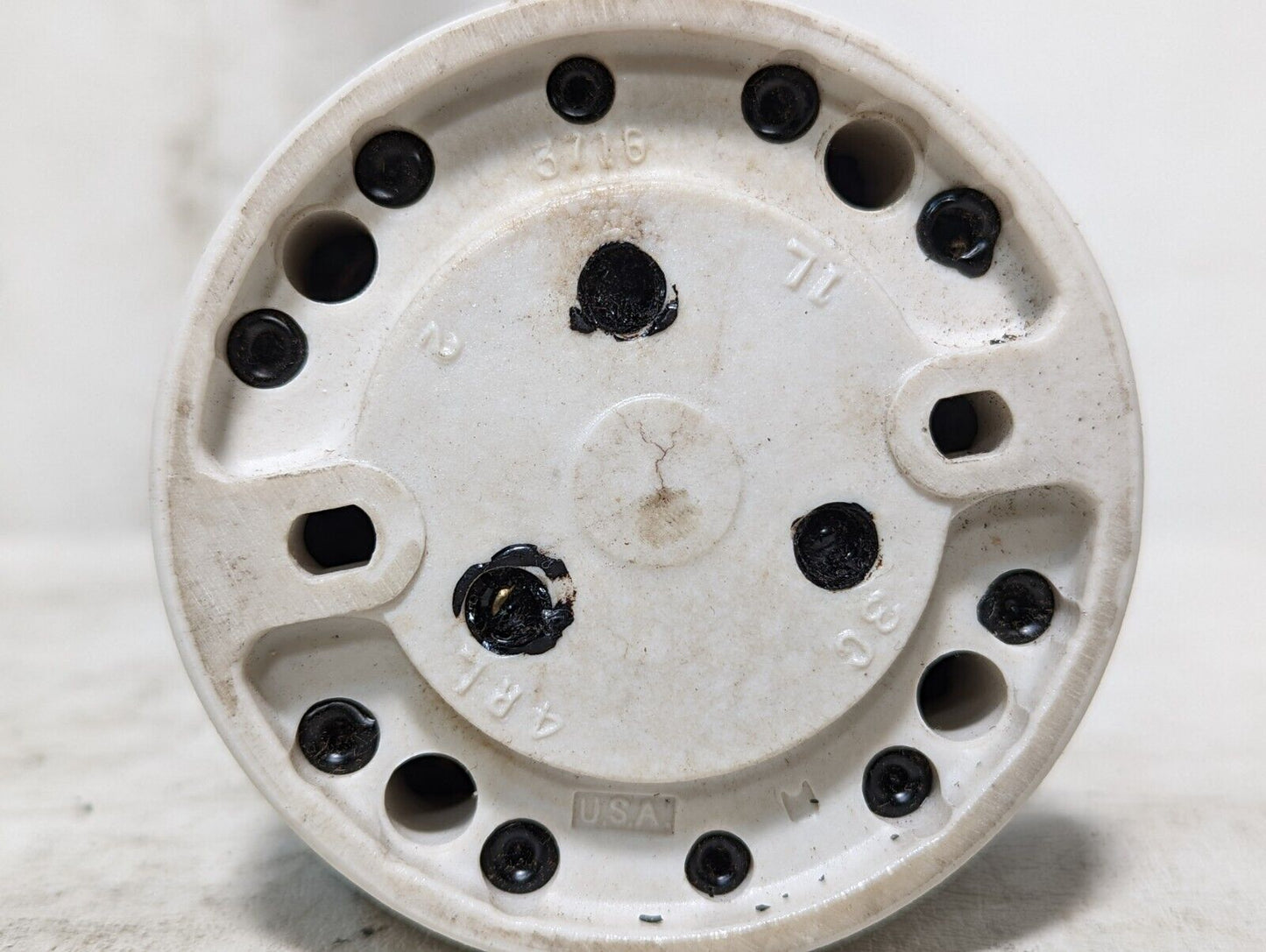 Vintage ceramic OFF-HIGH-MED-LOW switch, black and white