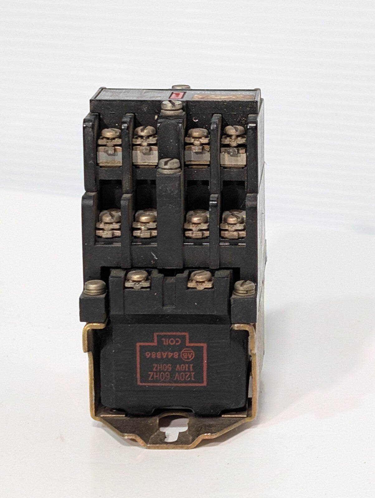Allen Bradley 700-N600A1 Control AC Control Relay, 84AB86 Coil 110\120v, Type N