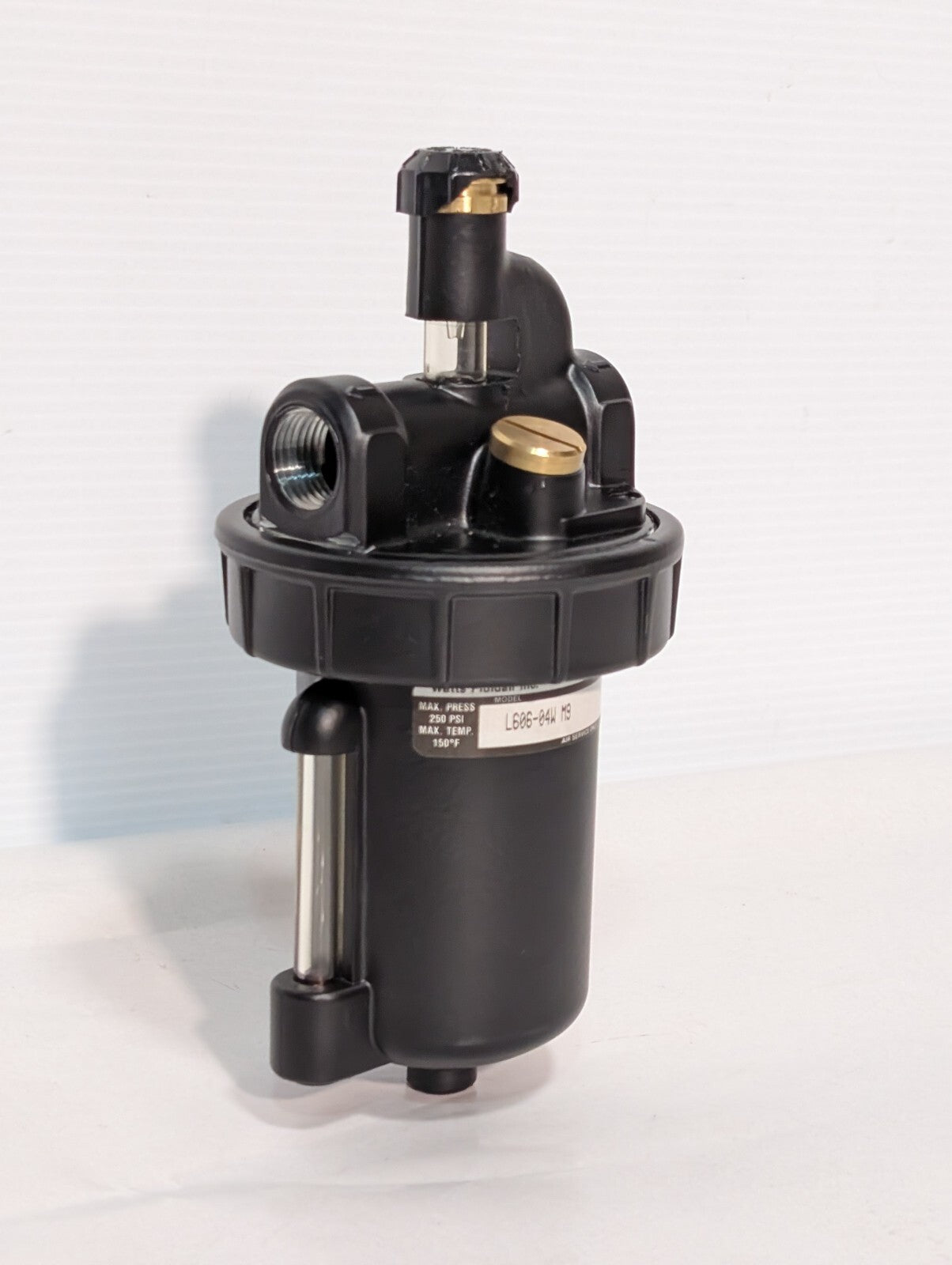 Watts L606-04W M9 Lubricator 250PSI 150 Degree Max Temp 1/2" NPT