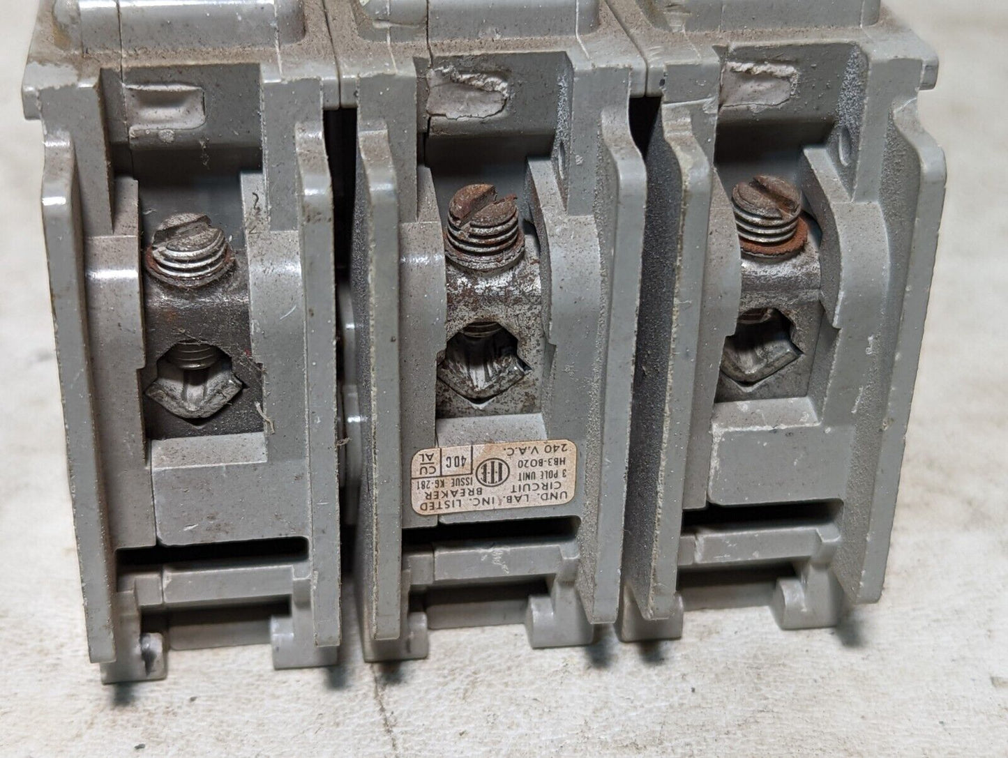 ITE HB3-BO20 circuit breaker, 20A, 240VAC, 3 pole, HB3-B020