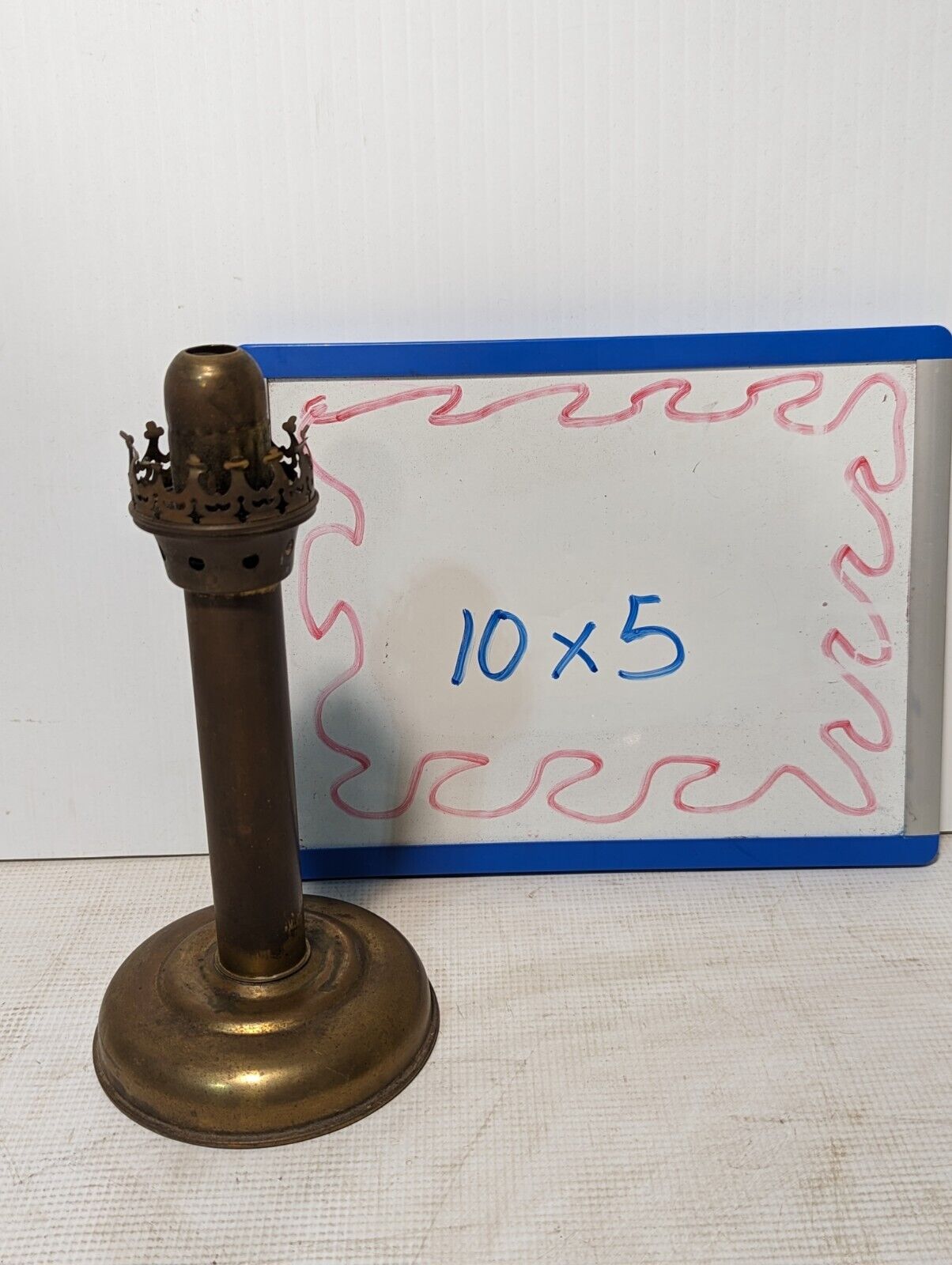 Vintage Brass Spring Loaded Push-up Candle Hurricane Lamp - Free Shipping