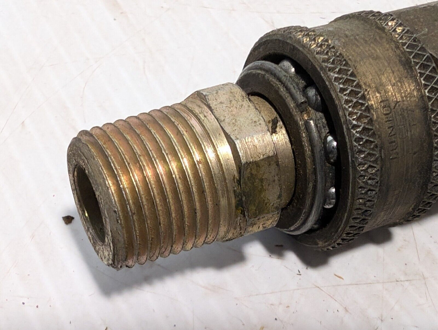 Snap-Tite VHC-8 Female Quick Coupler with Male Connector - Free Shipping