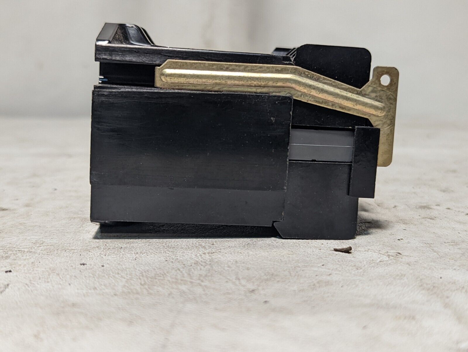 Square D 8501-G020 Control Relay, 110/120VAC coil