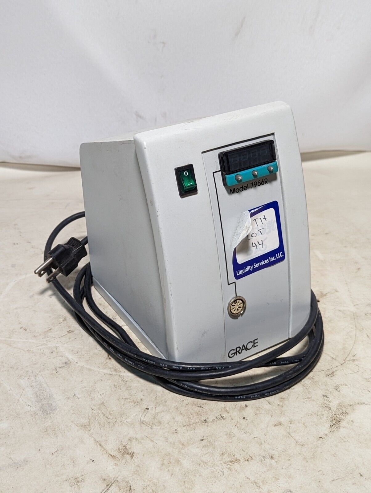 Grace 7956R column heater/chiller with controller