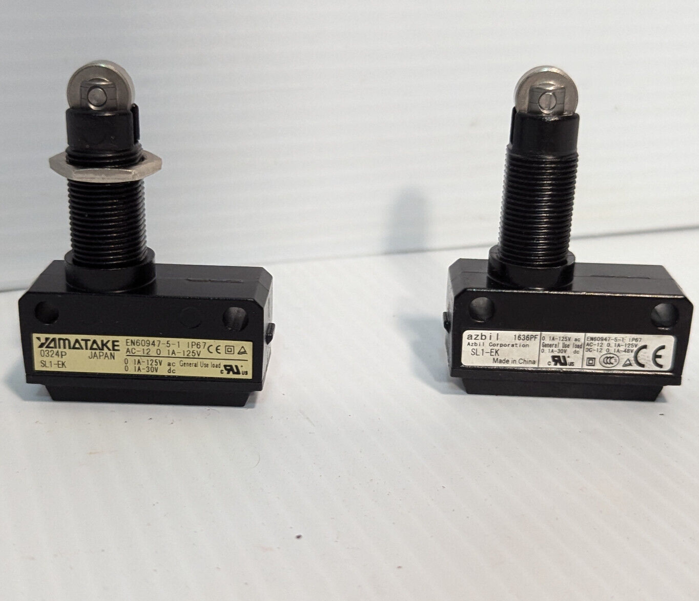 Lot of 2: Yamatake, Azbil SL1-EK limit switches, roller plunger, free shipping