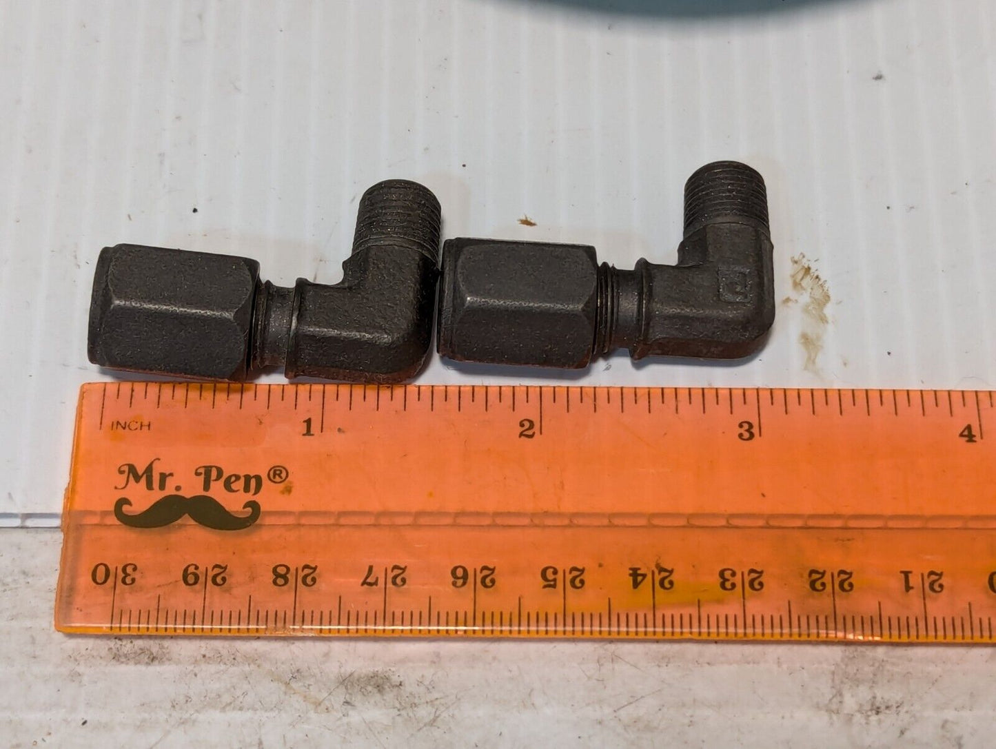 Sullair 250026-142 kit as pictured with three 250025-525 filters - Free Shipping