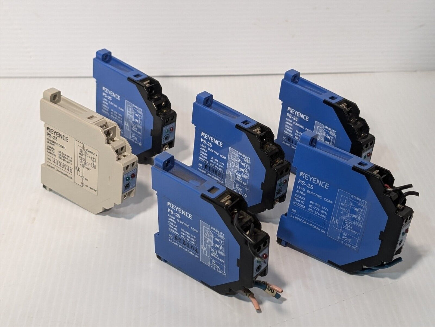 (1) KEYENCE Ps-25 Photoelectric Sensor Amplifier PS25 12-24 VDC-Free Ship+Return