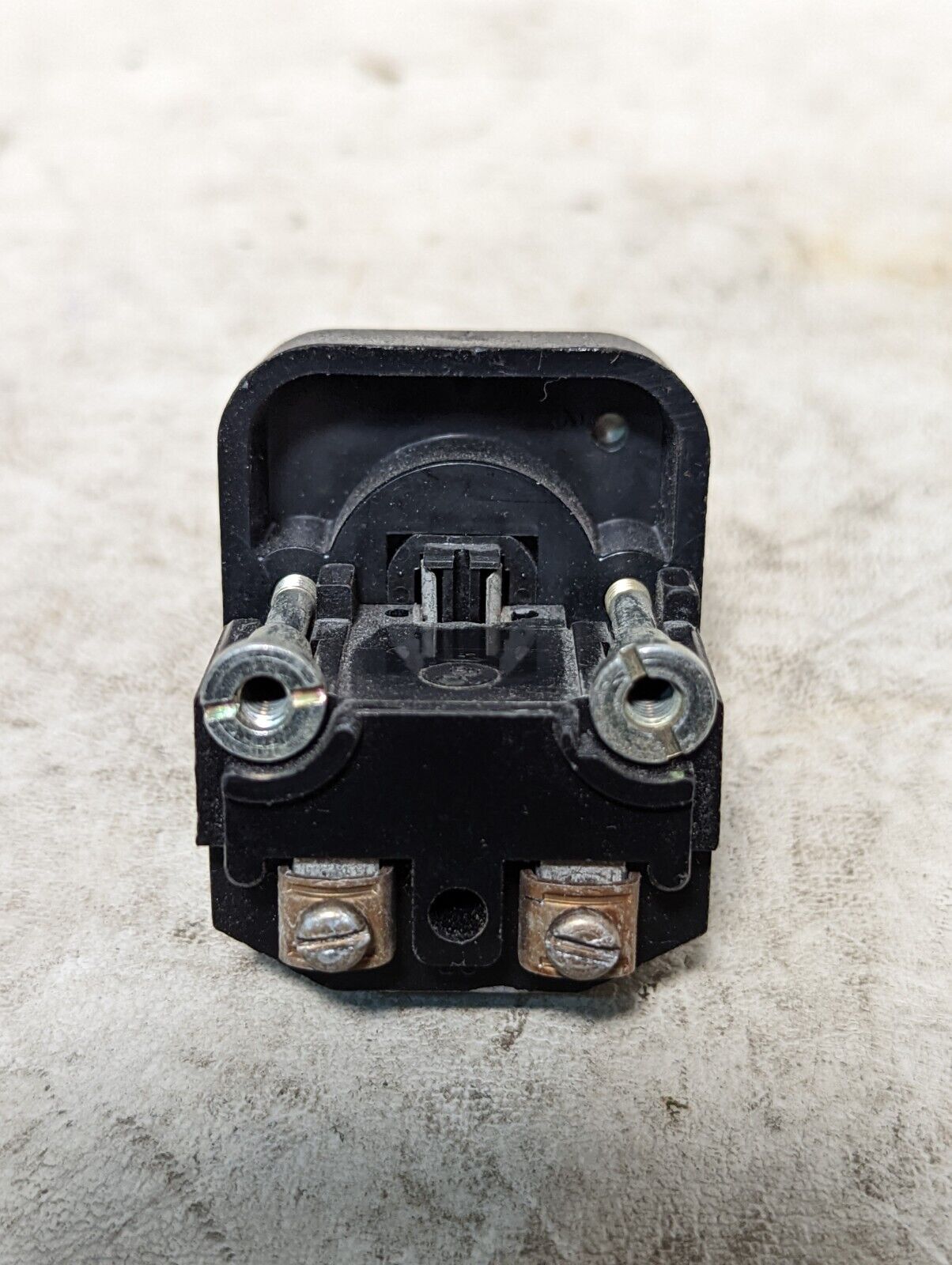 Allen-Bradley 800T-P16 indicator light, no lens, 120VAC