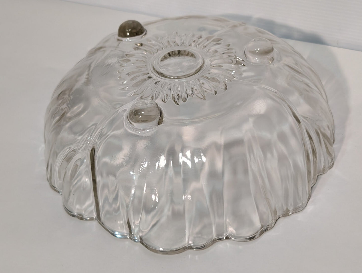 Vintage Indiana Glass 3-Footed Mid-Century Sunflower 11" Glass Bowl